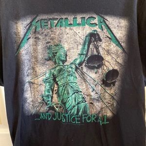 Metallica Band Tee